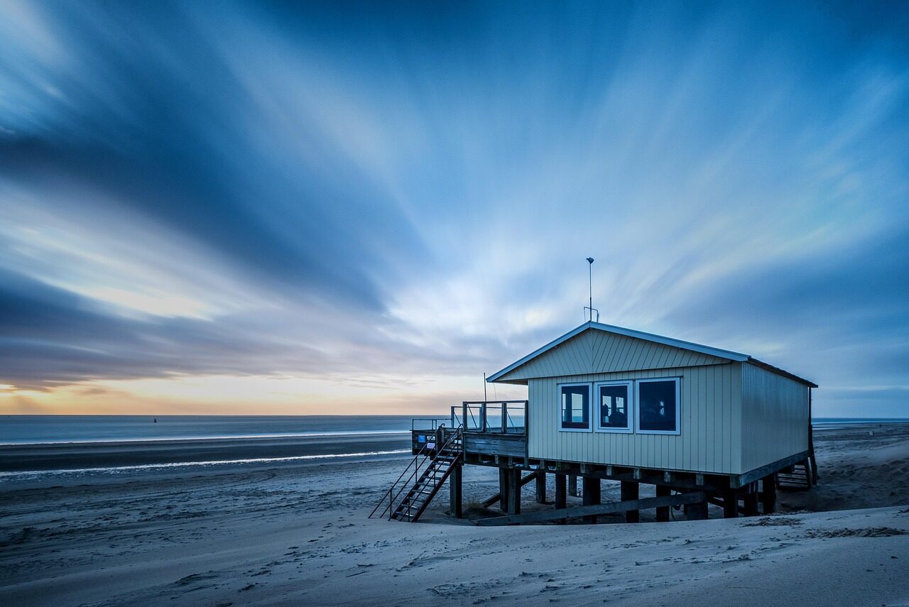ameland, the netherlands, house, beach, coast, nature, sand, coastline, shore, seashore, seaside, building, beach house, sea, ocean, scenery